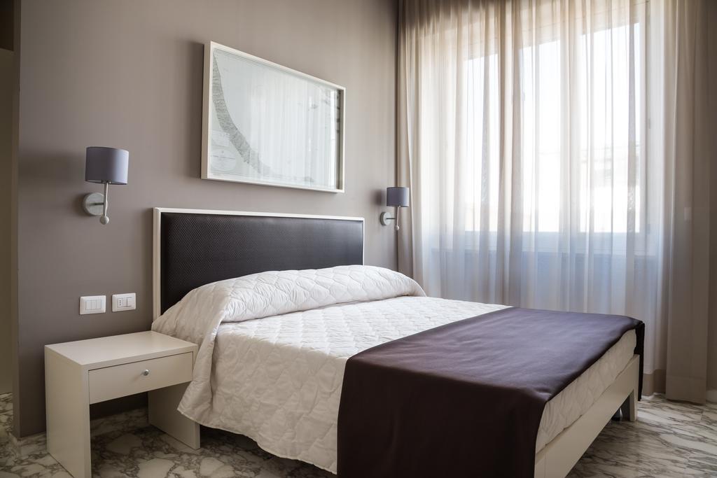 Faro Bianco Gallipoli - Suites & Apartments Buitenkant foto