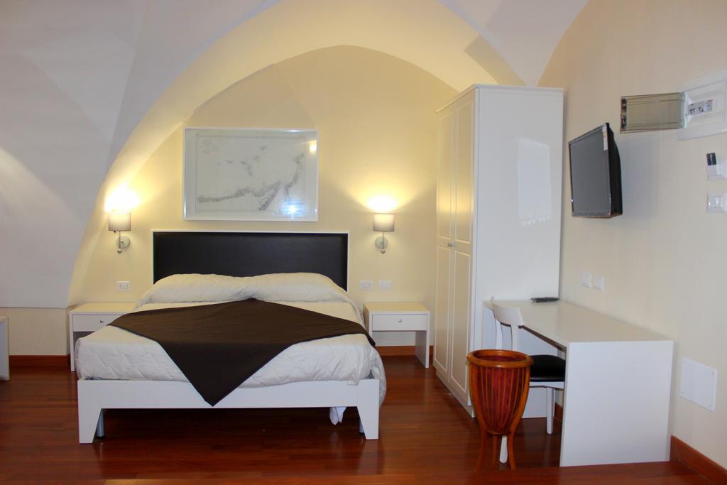 Faro Bianco Gallipoli - Suites & Apartments Buitenkant foto