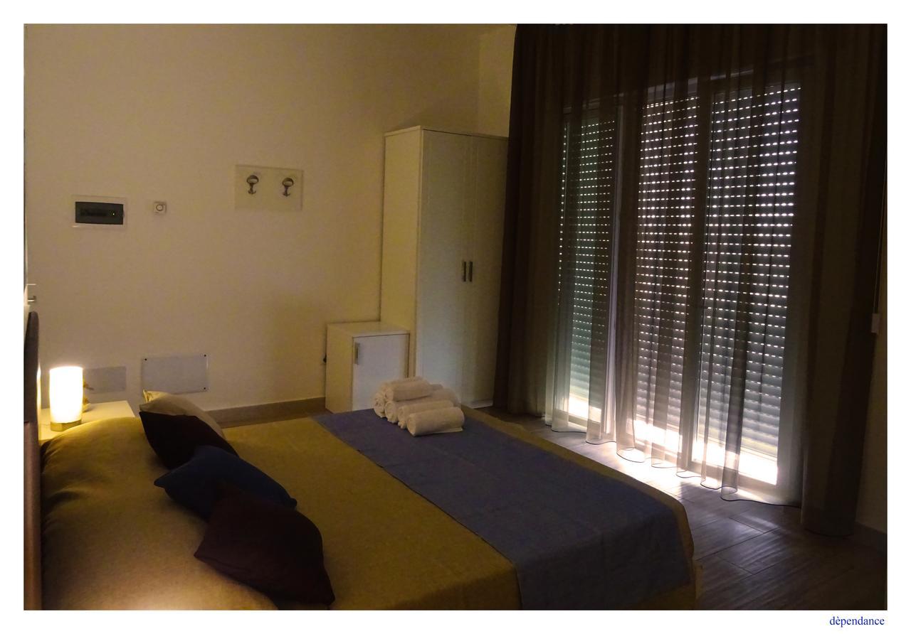 Faro Bianco Gallipoli - Suites & Apartments Buitenkant foto