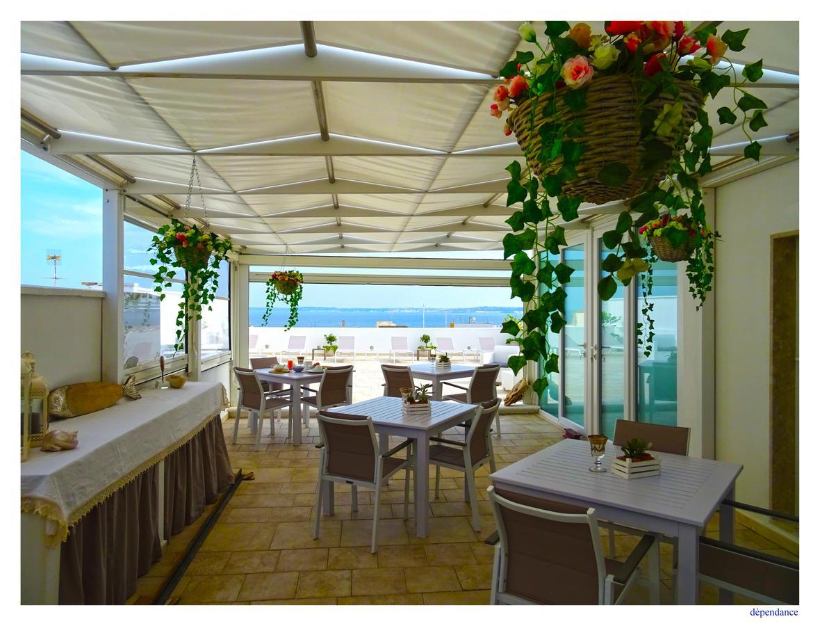 Faro Bianco Gallipoli - Suites & Apartments Buitenkant foto